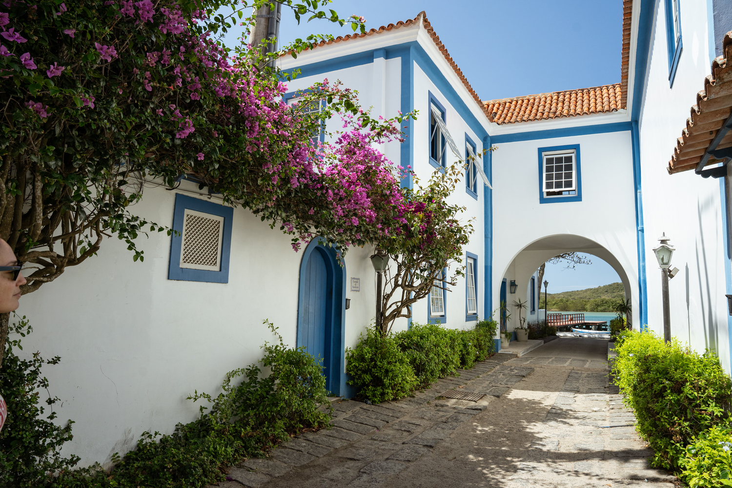 Passagem neighborhood in Cabo Frio with colonial houses along the waterfront