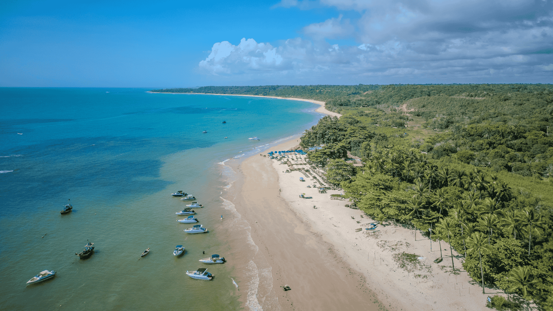 Sunny day at Coqueiros Beach | Photo by: Janderson Saturnino