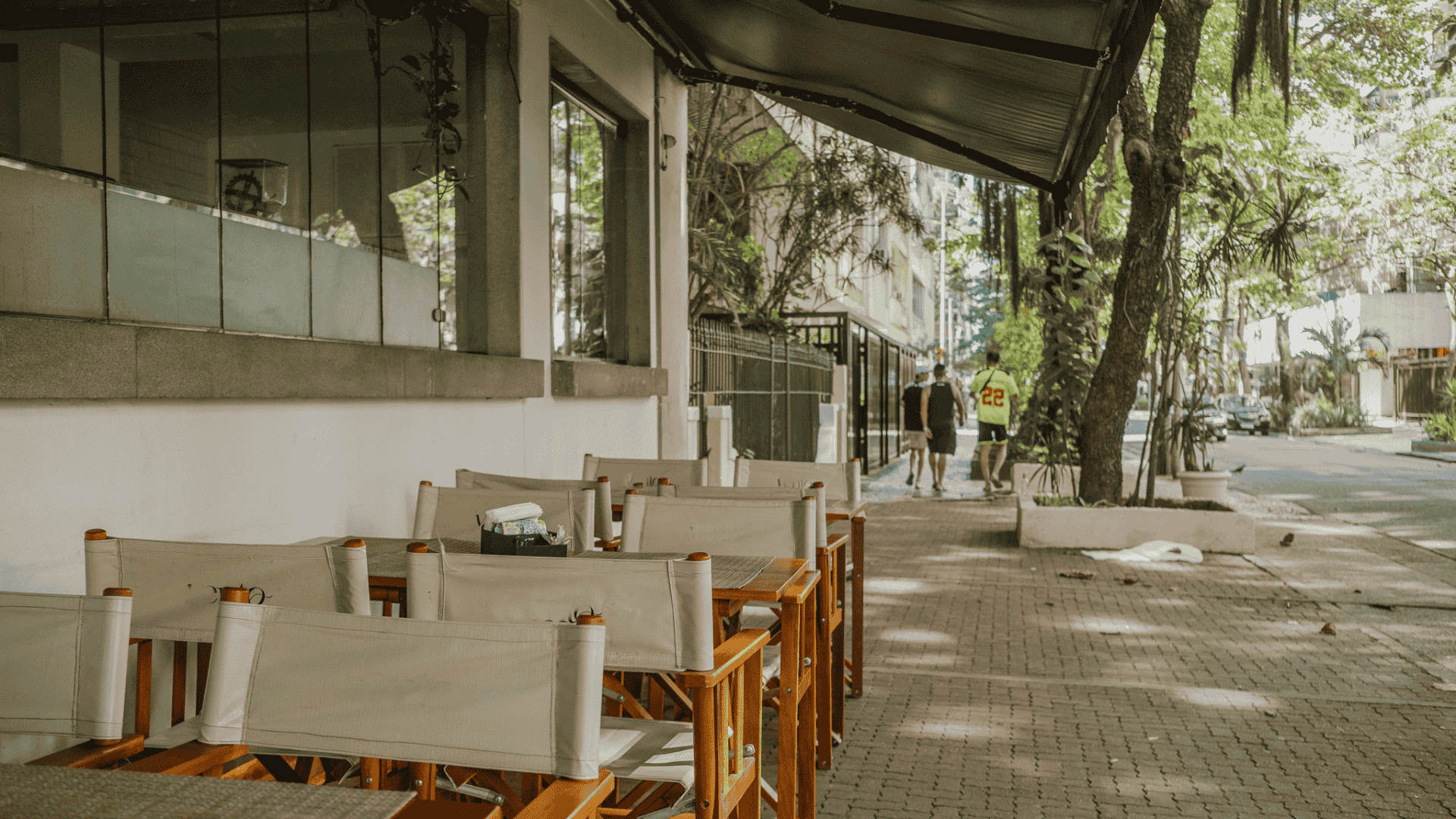 Stylish cafe and mixed-use neighborhood life in Ipanema