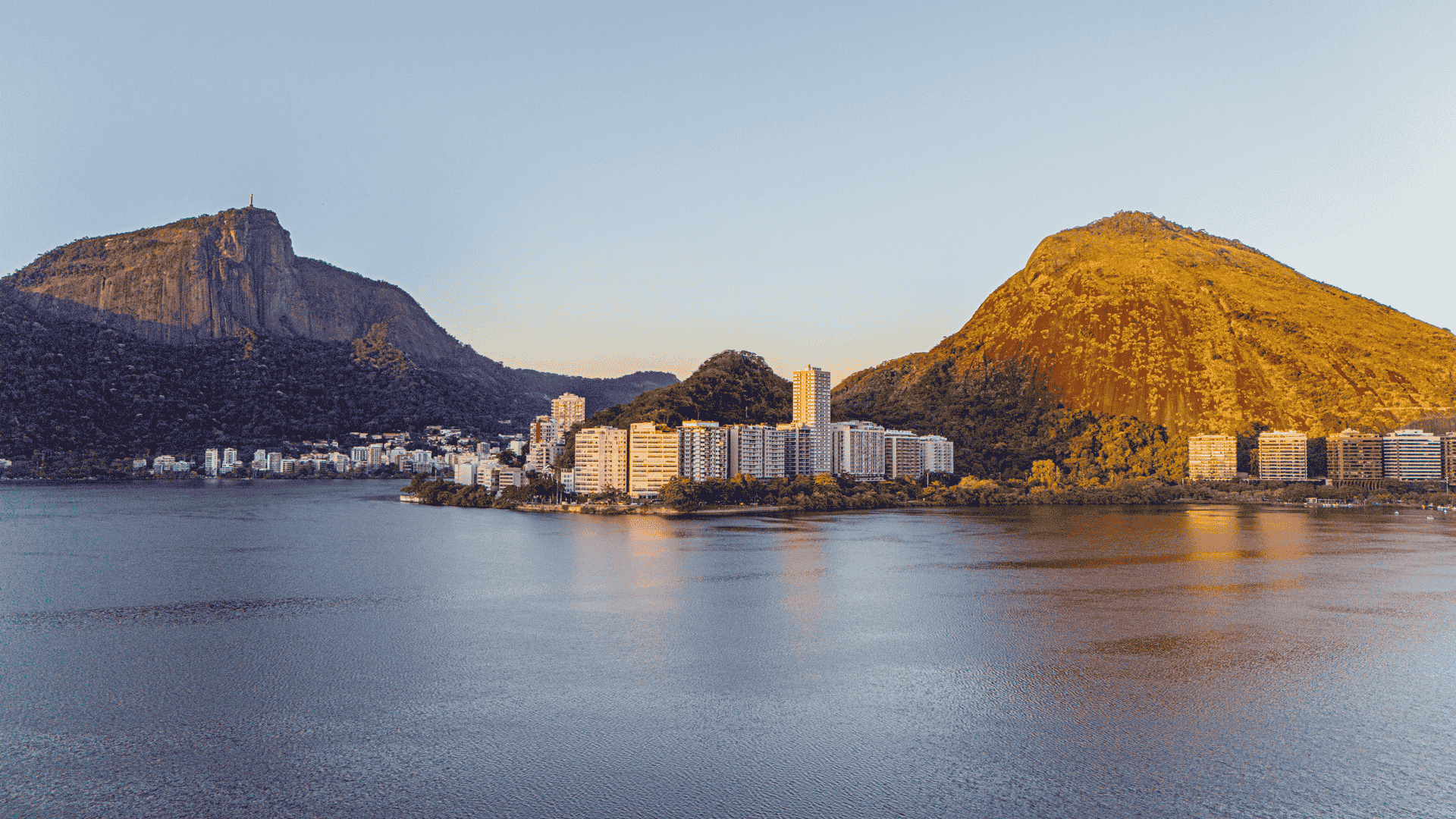 Aerial view of Lagoa Rodrigo de Freitas, in Rio de Janeiro